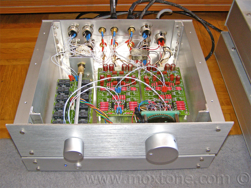 Uskok preamp innards